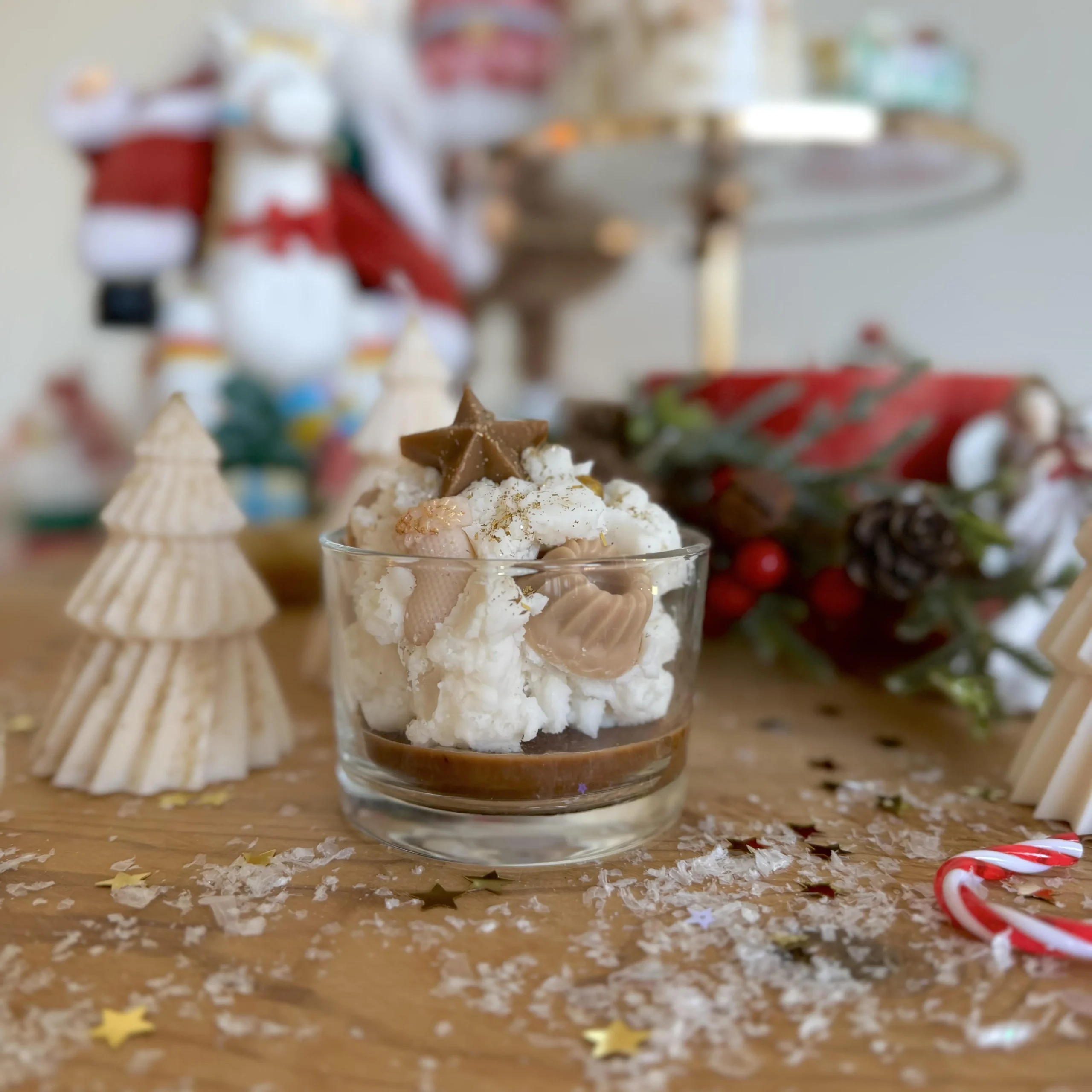 ΧΕΙΡΟΠΟΙΗΤΑ ΚΕΡΙΑ CHOCO CUPCAKE ΜΕ ΧΡΙΣΤΟΥΓΕΝΝΙΑΤΙΚΟ ΑΡΩΜΑ