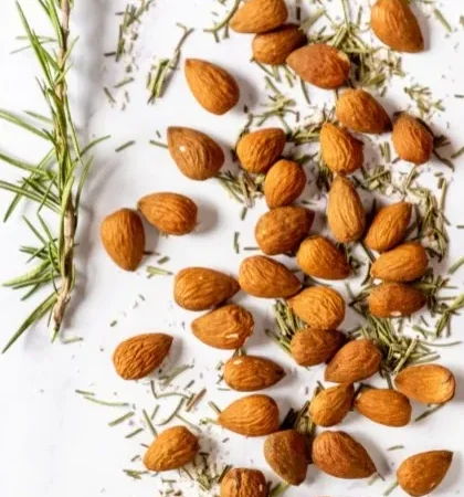 Αμύγδαλα με Δενδρολίβανο και Αλάτι 170gr