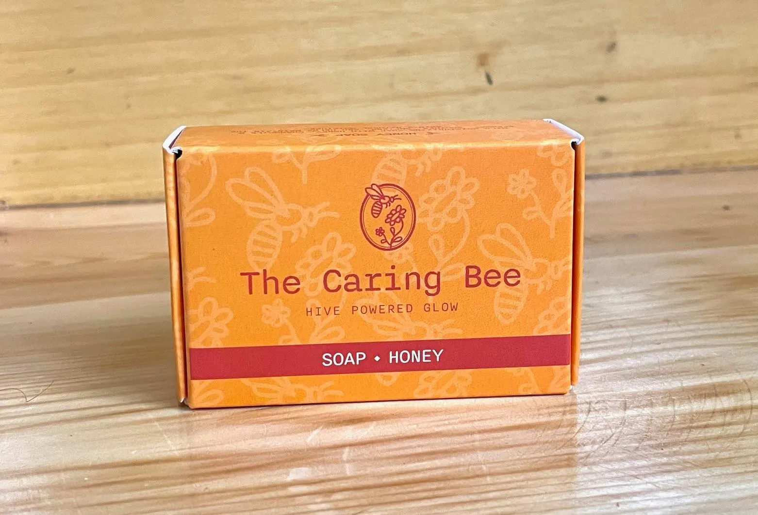 Σαπούνι με Μέλι και Μελισσοκέρι The Caring Bee 110gr