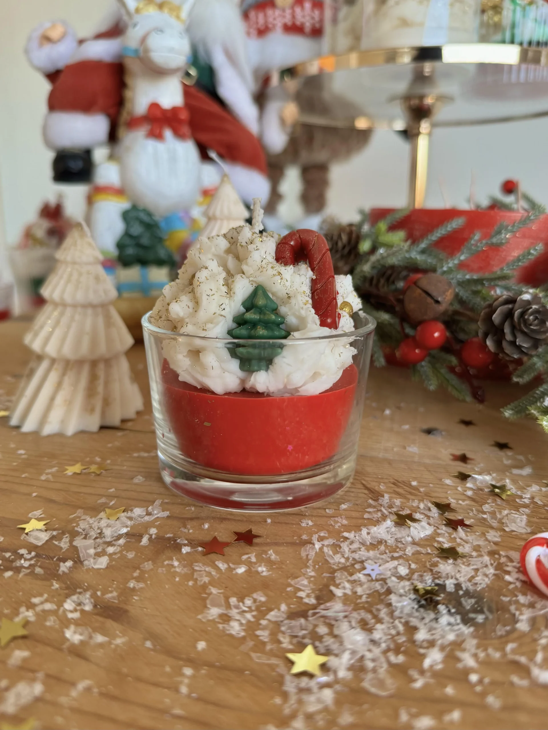 Χειροποίητα Κεριά Xmas Red Cupcake με Χριστουγεννιάτικο Άρωμα