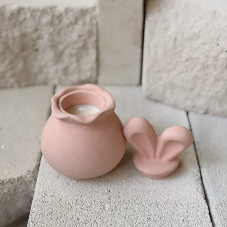 Κερί Bunny σε Τσιμεντένιο Χειροποίητο Δοχείο Ροζ 50g