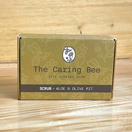 Σαπούνι Scrub με Αλόη και Κουκούτσι Ελιάς The Caring Bee 110gr