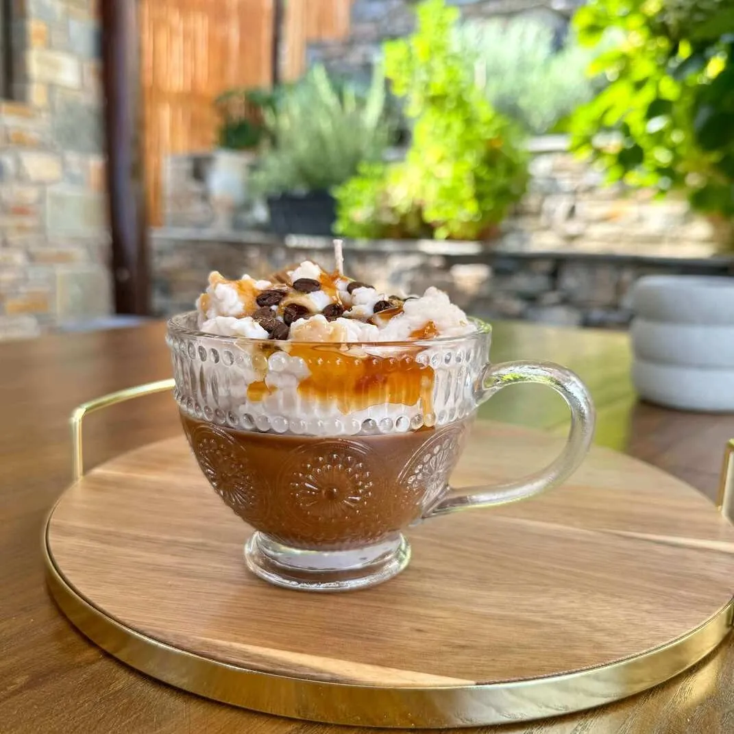 Χειροποίητα Κεριά Cappuccino Caramel με Χριστουγεννιάτικο Άρωμα - Image 2